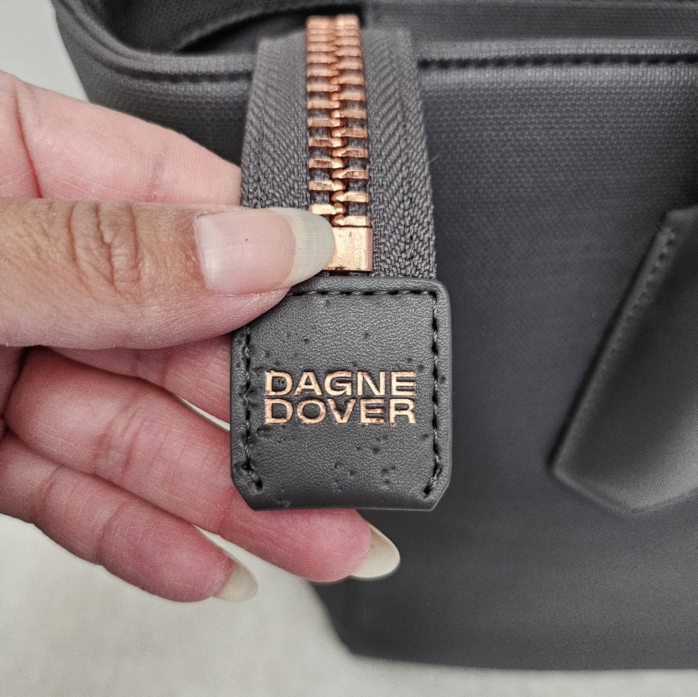 Dagne Dover Signature Tote Graphite Legend - Picture 16 of 17
